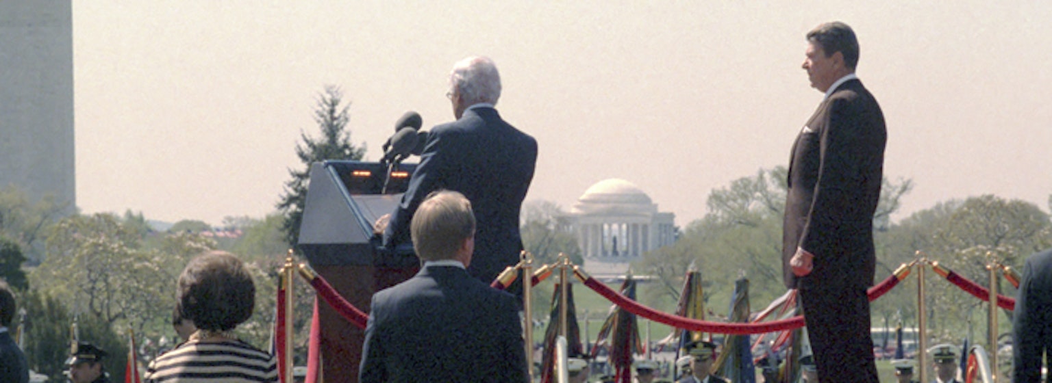 Ronald Reagan's white house diaries for the day of 04-17-1985