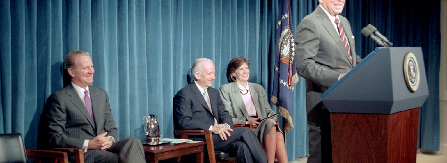 President Reagan's White House Diaries - 05-22-1986 Ronald Reagan's white house diaries for the day of 05-22-1986