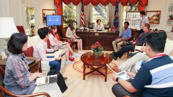 Students in the oval office