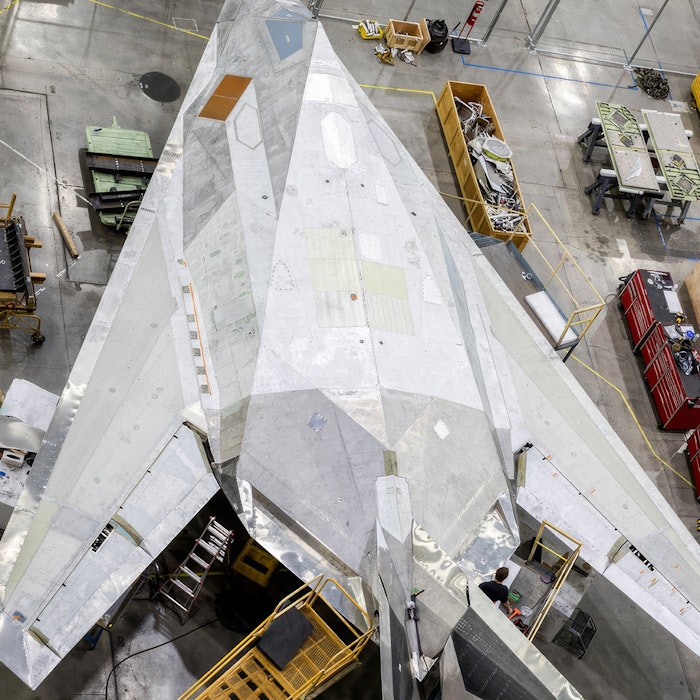 F-117 Nighthawk, the world’s first operational stealth aircraft F-117 Nighthawk, the world’s first operational stealth aircraft
