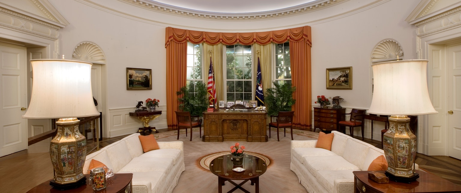 Replica of the Oval Office Replica of the Oval Office