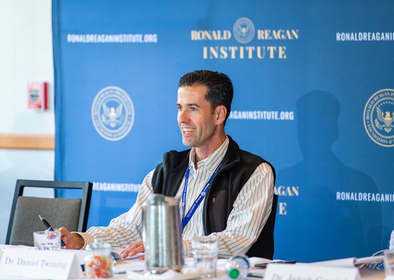 Institute Publication - Democracy and Authoritarianism: How Should Values Matter in Foreign Policy? By Daniel Twining Institute Publication Democracy and Authoritarianism: How Should Values Matter in Foreign Policy? By Daniel Twining