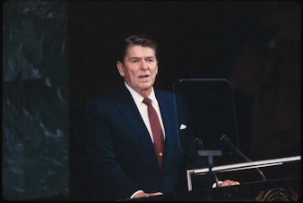 Reagan giving speech Reagan giving speech