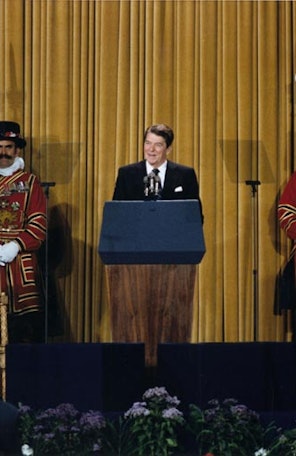 President Reagan addressing British Parliament President Reagan addressing British Parliament