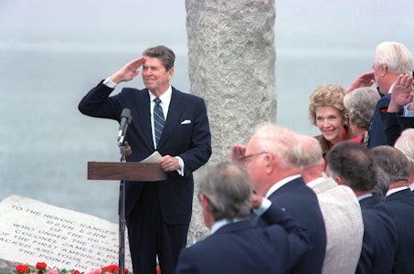 Ronald Reagan salutes on 40th anniversary of D-Day Pointe du Hoc