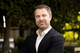 Neil Irwin (Axios)